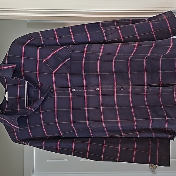 La Miel, 2 tone button-down plaid long sleeve; blue/ navy/ red; size large - Picture 2 of 10